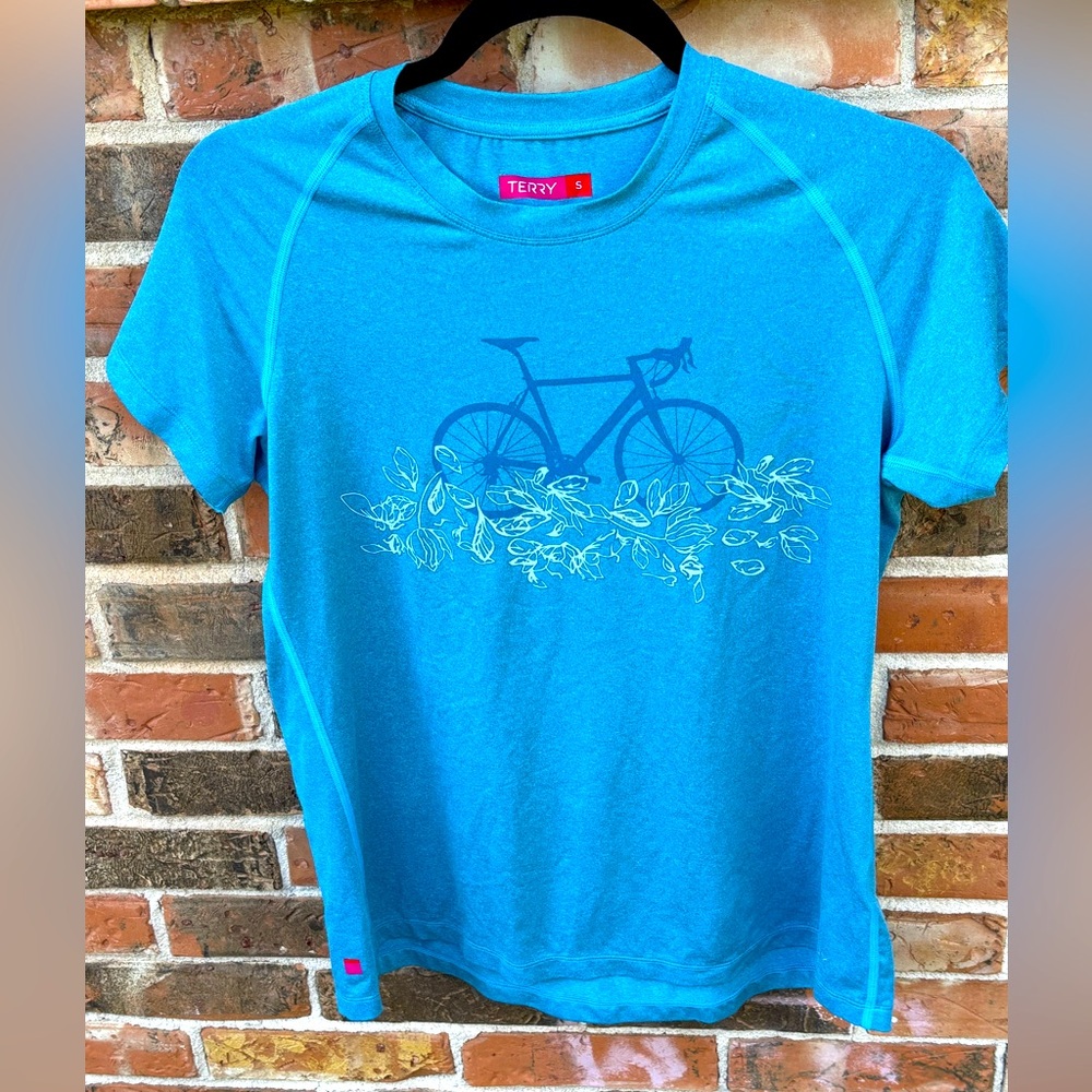 Terry Bicycles For Women Shirt. Front Graphic andBack Pocket. Woman’s Size Small
